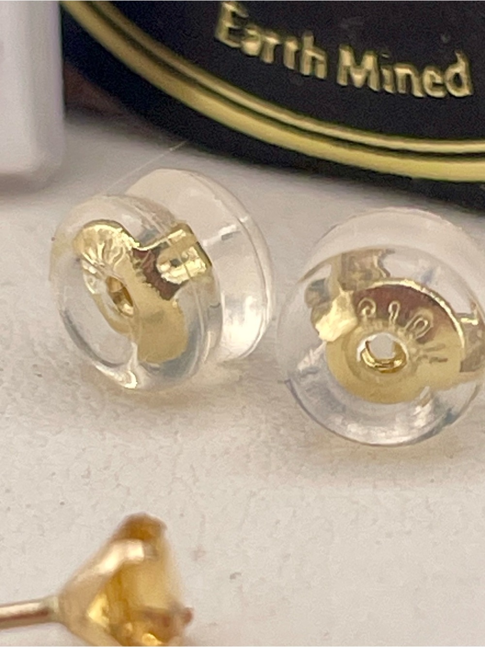 14KT solid Citrine stud earrings 4mm each. .50ct total - Picture 12 of 12